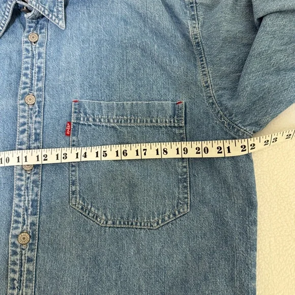 Vintage Levi's Denim Casual Button Down Shirt Men Size Small - Picture 6 of 12